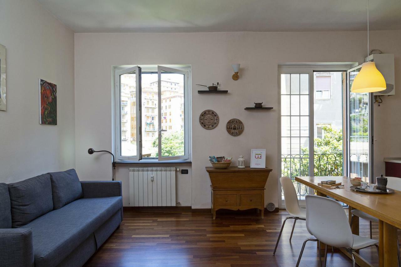 Sunny Apartment Over The Harbor Genoa Exterior photo