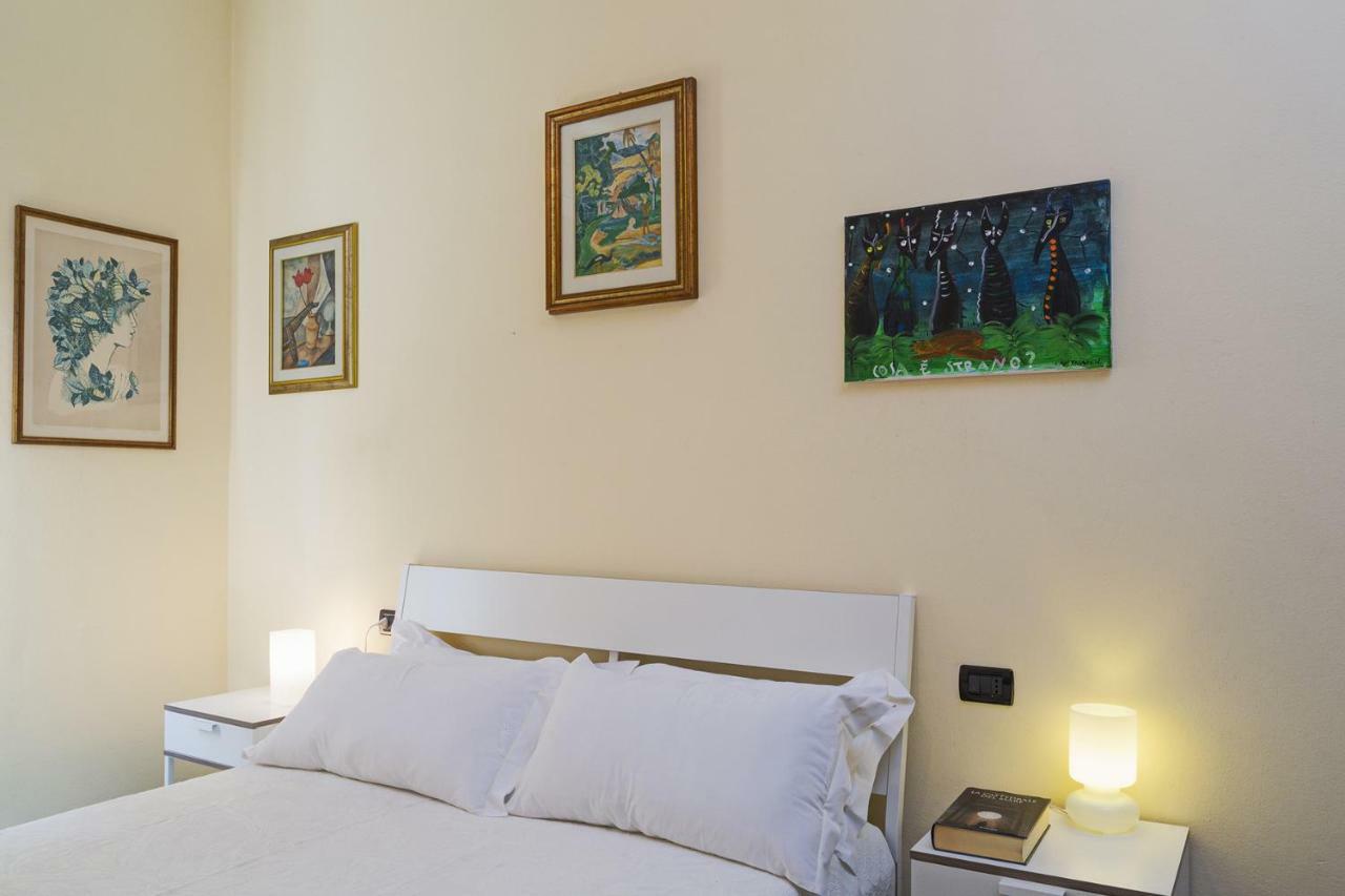 Sunny Apartment Over The Harbor Genoa Exterior photo